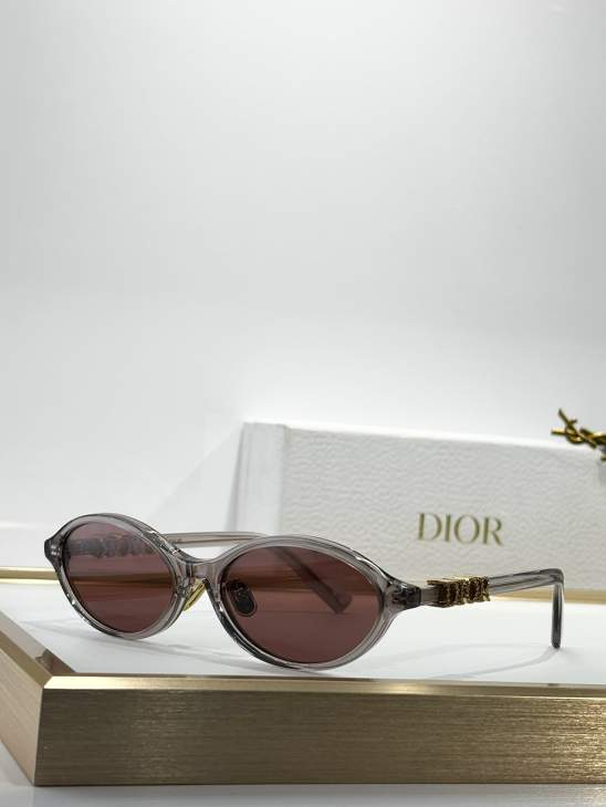 Picture of Dior Sunglasses _SKUfw77670588fw